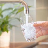 Le Système d’Electrolyse Selcoperm (SES) convient parfaitement à la désinfection de l’eau potable. Il constitue une alternative sans danger à l’utilisation du chlore gazeux ou de l’hypochlorite usuel.